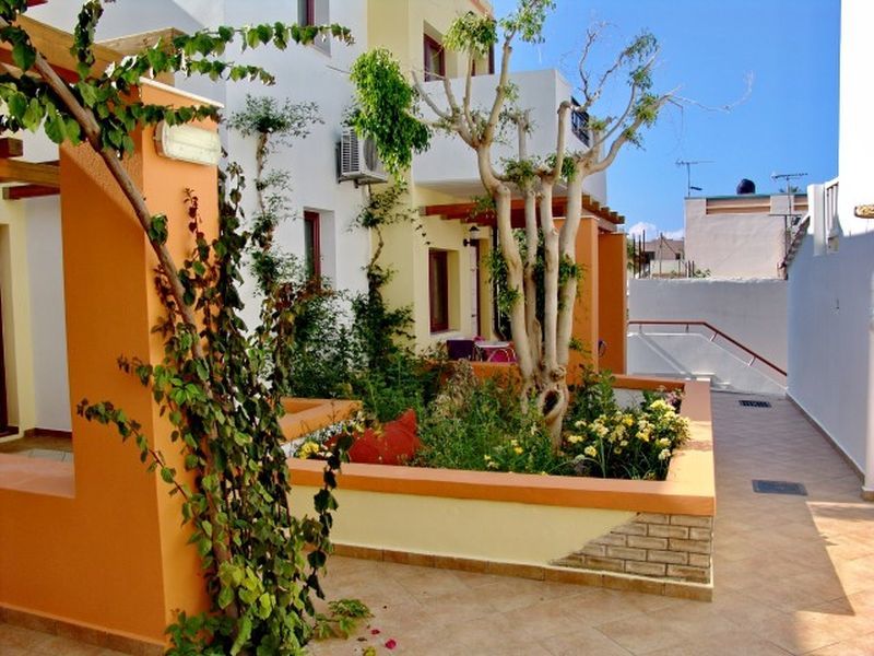 מאליה Irida Apartments By Estia מראה חיצוני תמונה